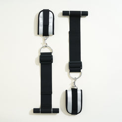 passage-du-d-sir-bond-menottes-suspension-porte-r-glables image 3