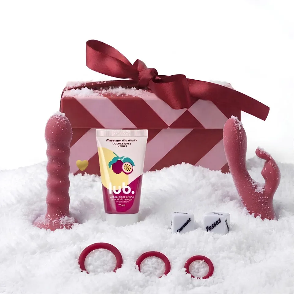 passage-du-d-sir-naughty-pleasure-coffret-cadeau-5-accessoires image 1