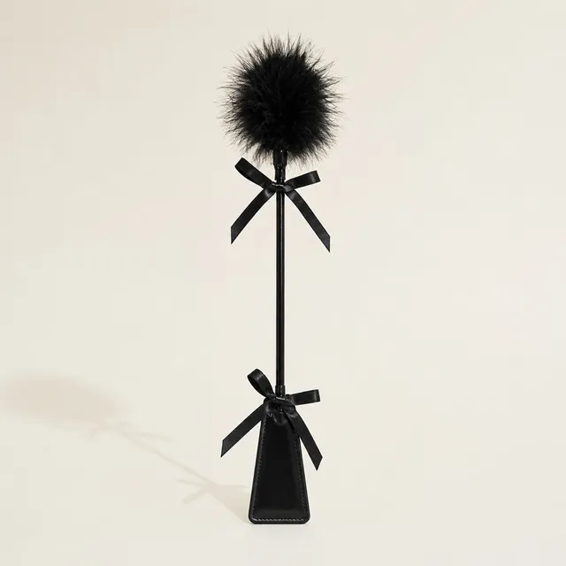 passage-du-d-sir-riding-crop-feather-duster-cravache image 1