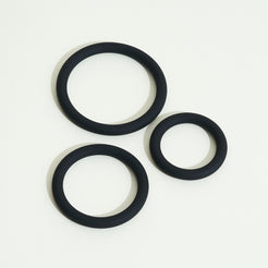passage-du-d-sir-trio-cockrings-anneau-p-nien-silicone-3-tailles-2 image 2