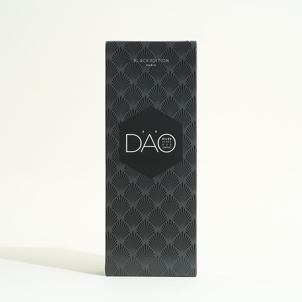 passage-du-d-sir-d-o-dildo-en-verre-point-g-sombre image 4