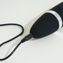 body-wand-ace-mini-wand-vibrant-clitoris-refurbished image 4