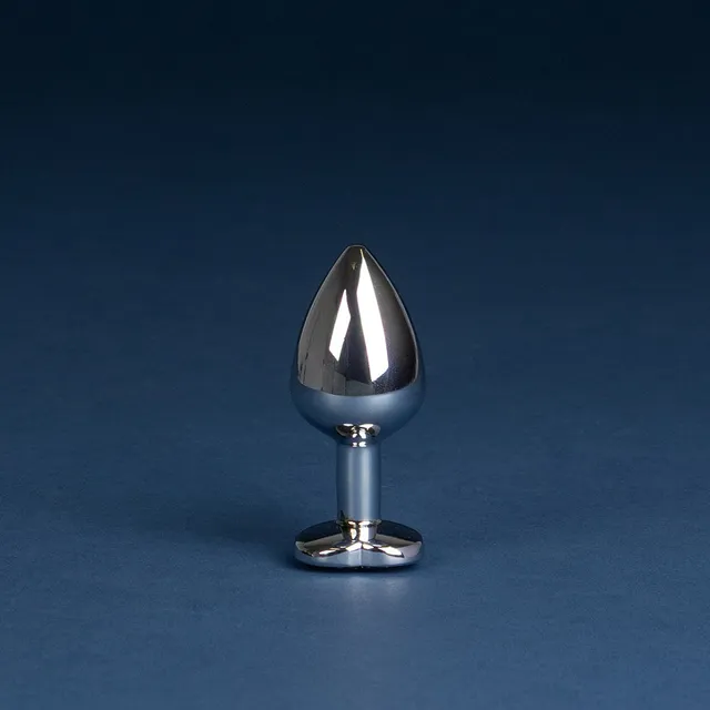 passage-du-d-sir-plug-m-tal-sextoy-anal image 1