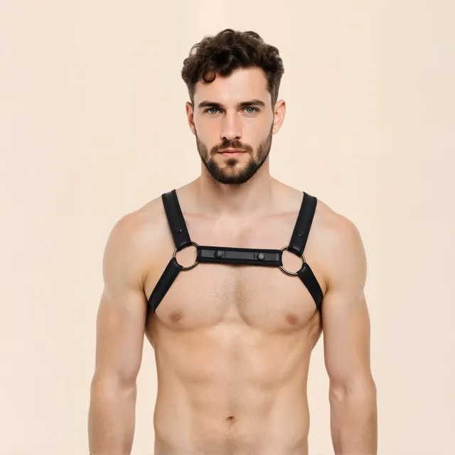 passage-du-d-sir-l-o-harnais-buste-homme-noir-s-m image 1