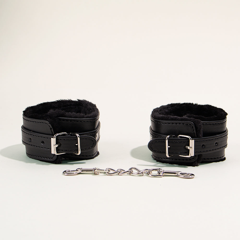 bond-kit-d-couverte-bdsm-coffret-6-accessoires-bondage-doux image 7