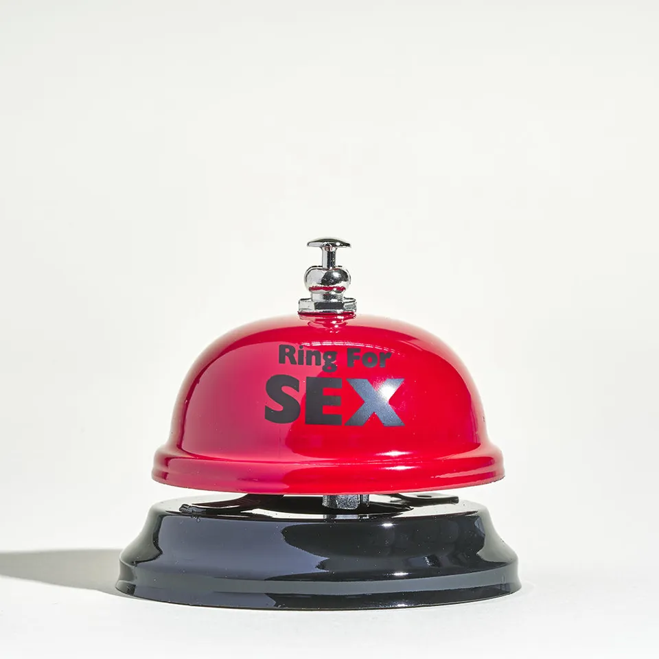 passage-du-d-sir-sonnette-ring-for-sex-cadeau-coquin-h-tel image 1