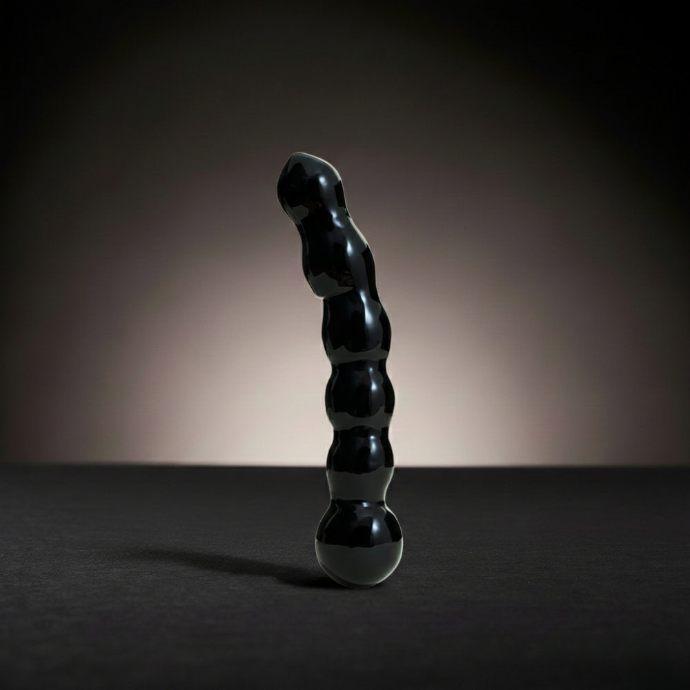 passage-du-d-sir-d-o-dildo-en-verre-point-g-sombre image 3