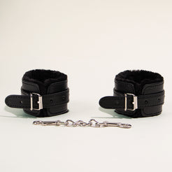 bond-kit-d-couverte-bdsm-coffret-bondage-6-accessoires-couple image 4