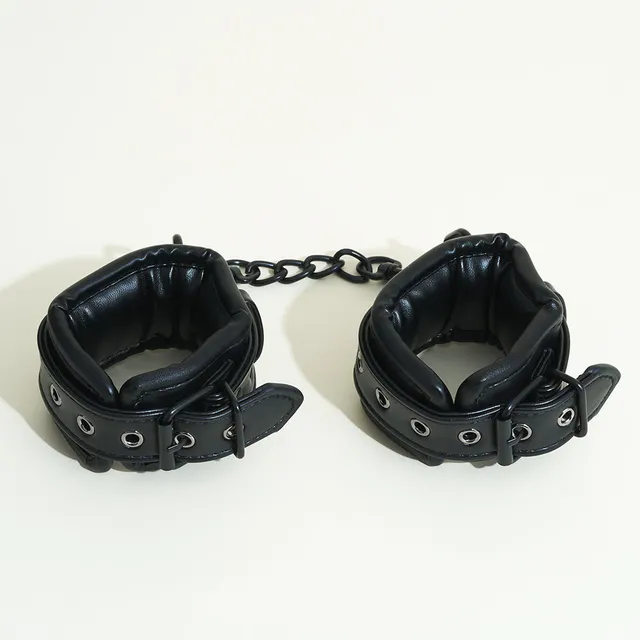 passage-du-d-sir-mi-menottes-luxe-bondage-black-edition image 1
