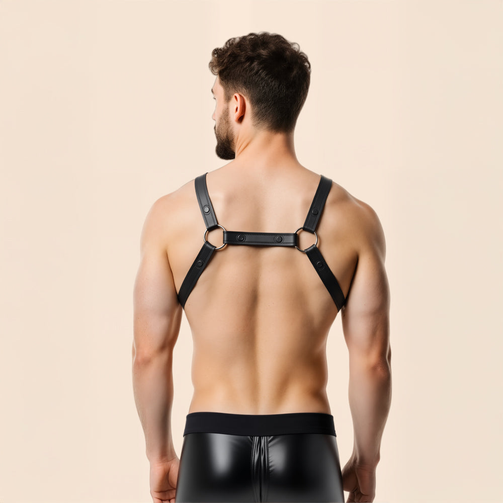 passage-du-d-sir-l-o-harnais-buste-homme-noir-s-m image 2