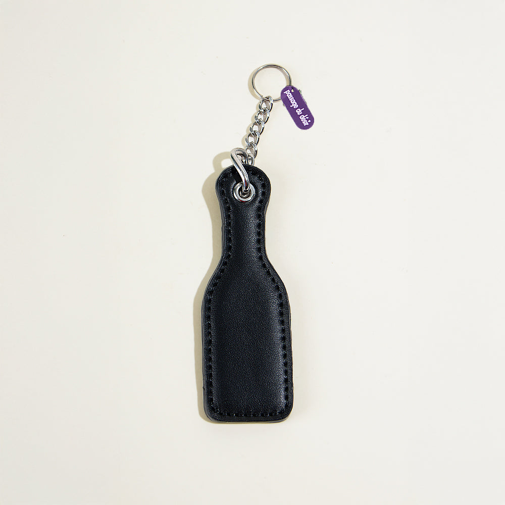 passage-du-d-sir-porte-cl-tapette-bdsm-paddle-noir image 1