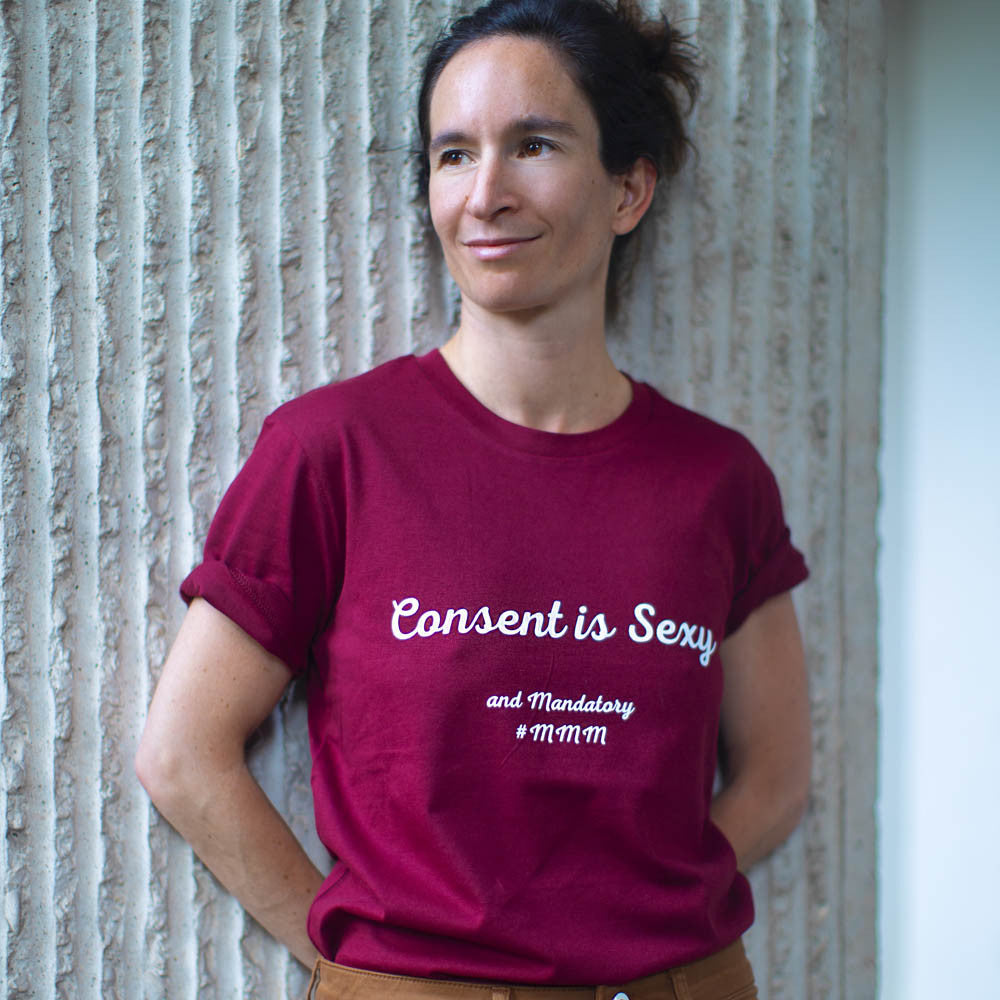 passage-du-d-sir-tenues-sexy-consent-is-sexy-t-shirt-bordeaux-coton image 5
